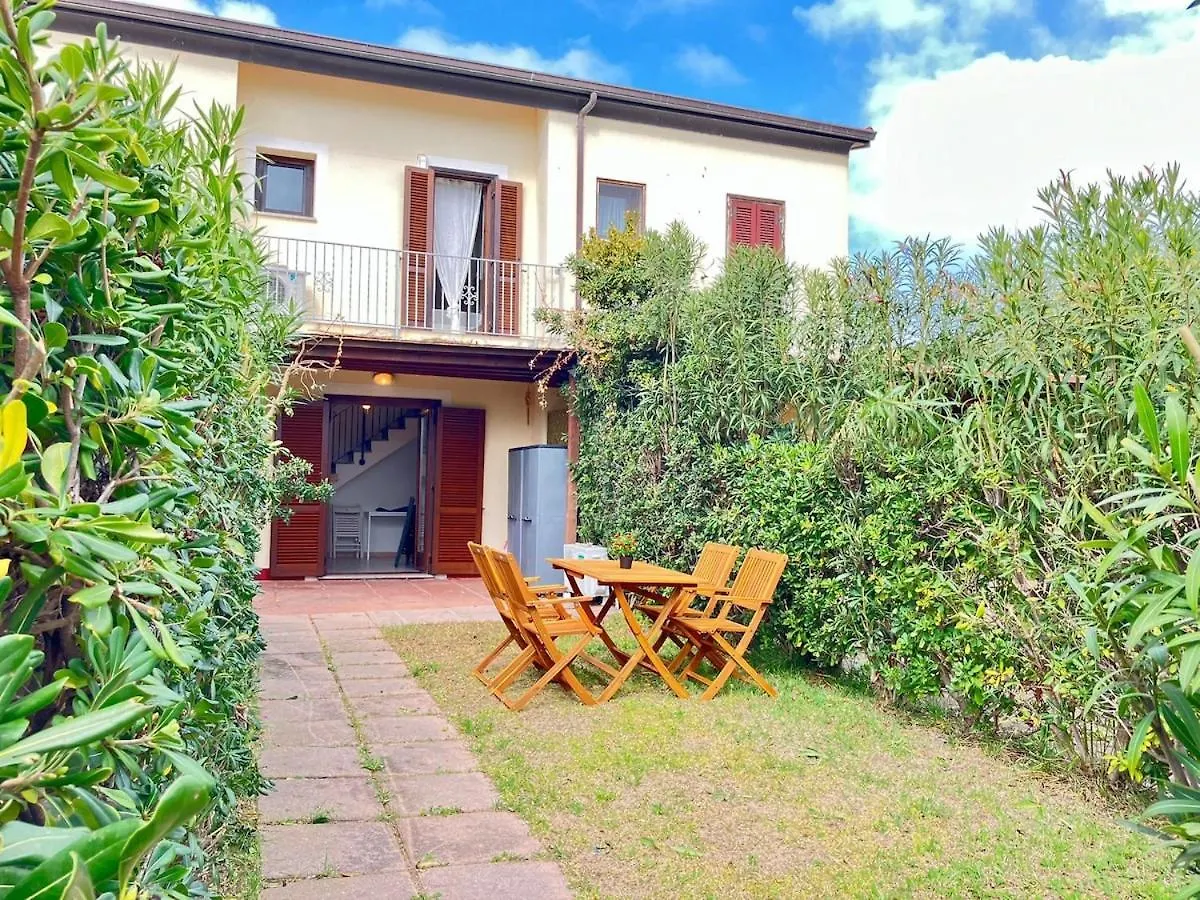 Baia Delle Mimose, A Pochi Passi Dal Mare Apartment Valledoria  0*, Valledoria (Sardinia) Italy