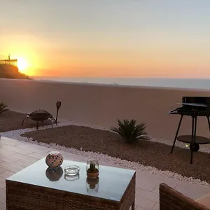 Tramonto Sea-front Apartment